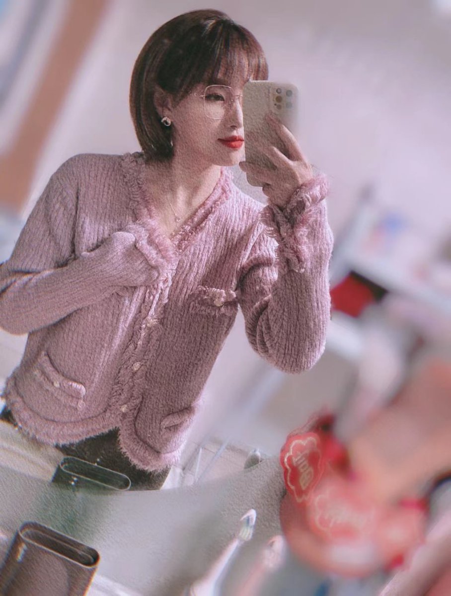 dk999s's tweet photo. 堕k-s原创视频，转载请说明    你们要的反差婊。她来了
#sm #母狗 #人形犬 #dom #sub #肉便器 #圈养 #美女 #bdsm #精壶 #宠物 #项圈 #犬调 #胁迫 #奴隶 #性奴 #母畜 #bdsm #尿壶 #厕奴 https://t.co/iD0JAwkpK4 https://t.co/IY6J12tjlZ