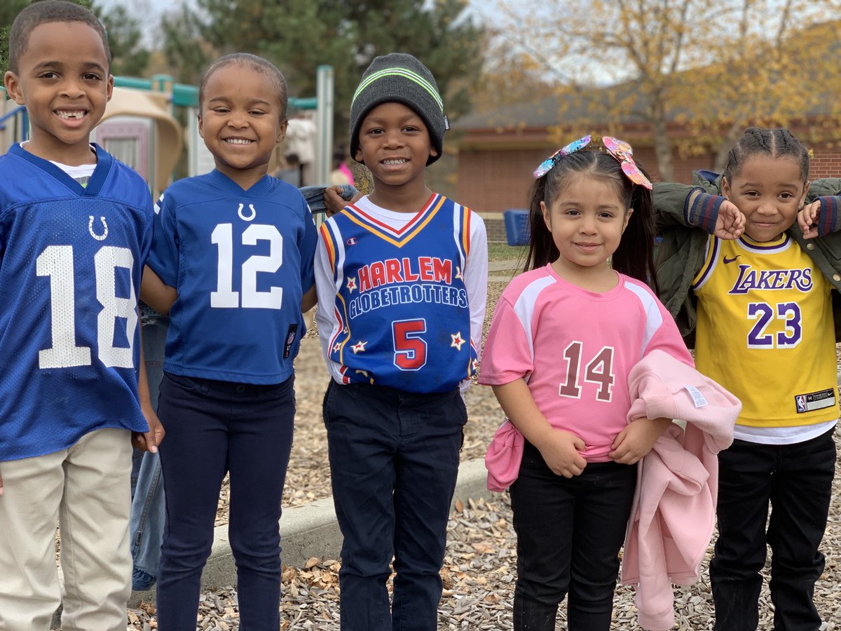 What a fun way to learn our numbers and support United way for jersey day! Love it!🥰