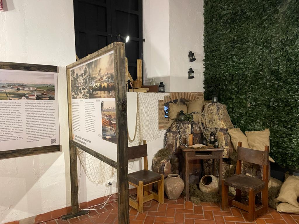 CCHS_CSIC's tweet photo. La semana pasada se inauguró en la Fortaleza de Santo Domingo, donde podrá visitarse hasta el próximo 7 de enero. Allí, se ha contado con la colaboración de la @PUCMM que también participa en @ConnecCaribbean 
https://t.co/DB7cGFssUn https://t.co/hBmc8EqXHZ