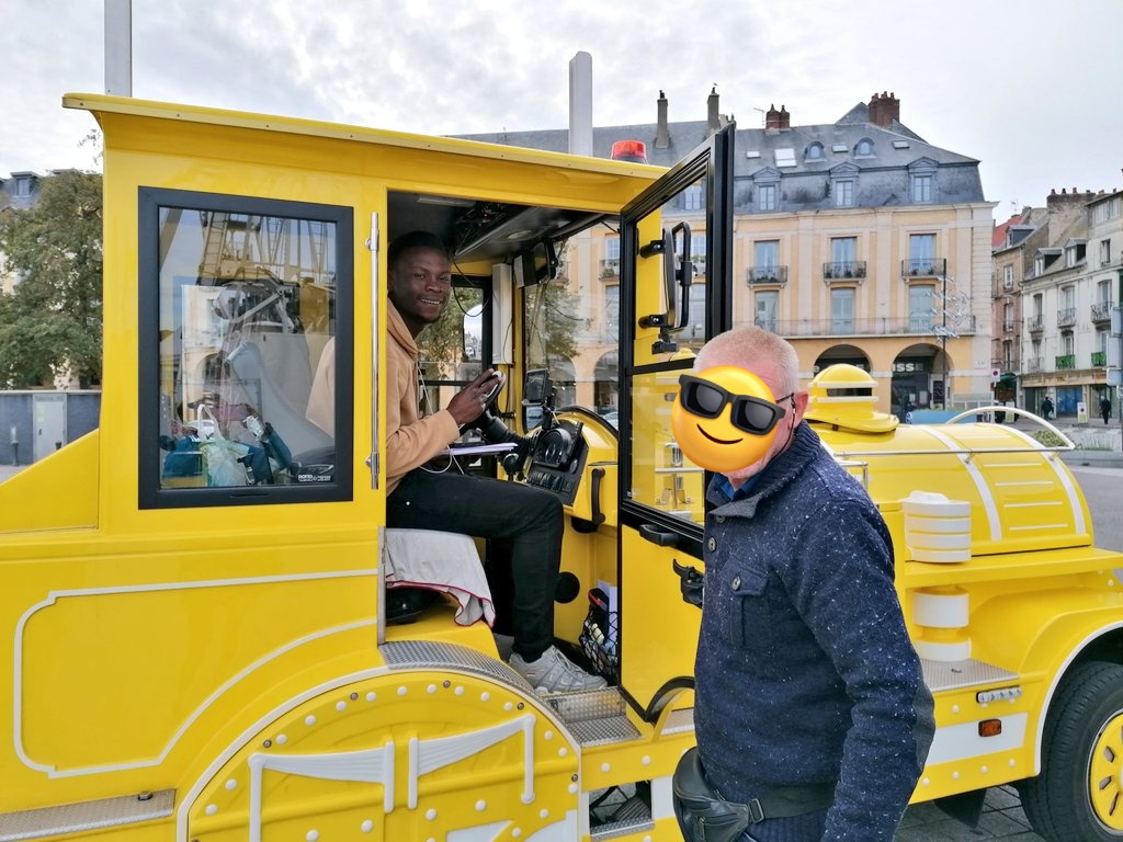 Négocier un entretien sociologique avec le chauffeur du petit train de Dieppe, c'est aussi négocier de monter à côté de lui pendant la balade !