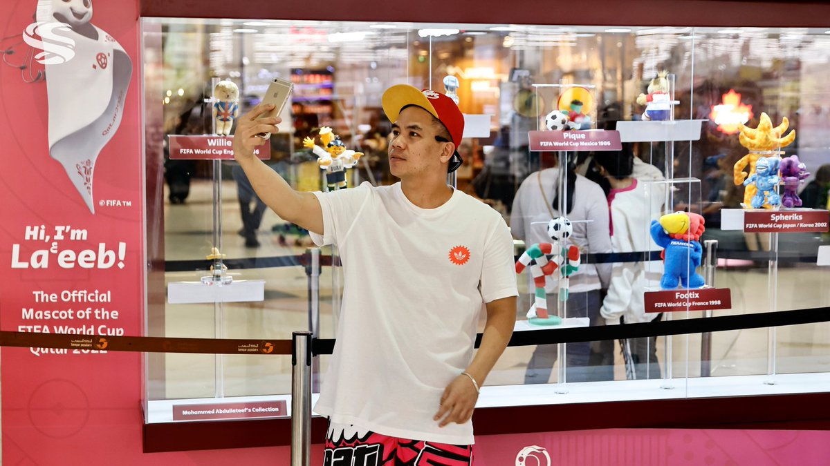 MetaCracks's tweet image. Esta es una exhibición del coleccionista Mohammed Abdulateef, de todas las mascotas de los mundiales desde 1966, llevada a cabo en el City Center Mall de Qatar. 

¡Faltan 26 días para el pitazo inicial! #Qatar2022 #QatarWorldCup2022 #MundialQatar2022 #qatar2022worldcup