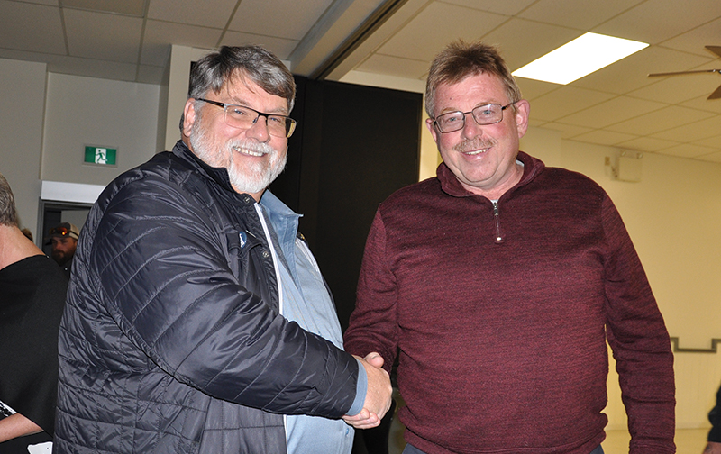 thecreemoreecho's tweet photo. Van Staveren elected Clearview Township deputy mayor, McArthur wins Ward 2: https://t.co/iD5jLALPfj https://t.co/yhE7St7YGj