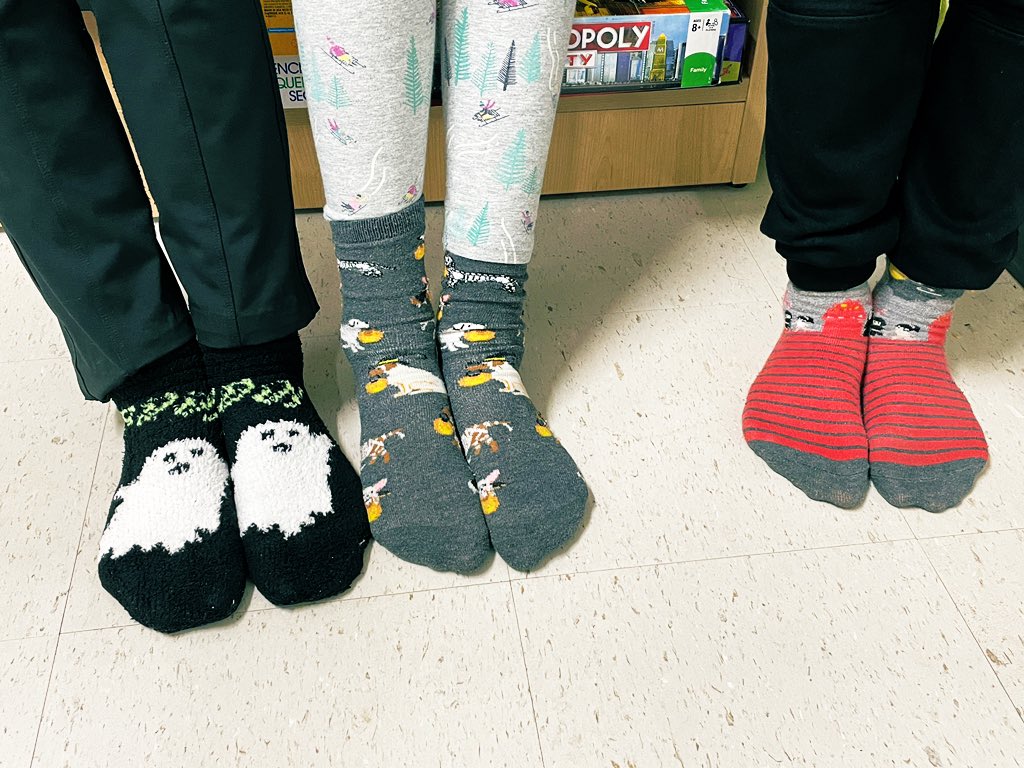 MsMaltez's tweet photo. Spooktacular Halloween Week at St. Marguerite d’Youville! Starting with Halloween Sock Day! 👻🎃 @smddurham @DurhamCatholic https://t.co/nYqHApFqAK