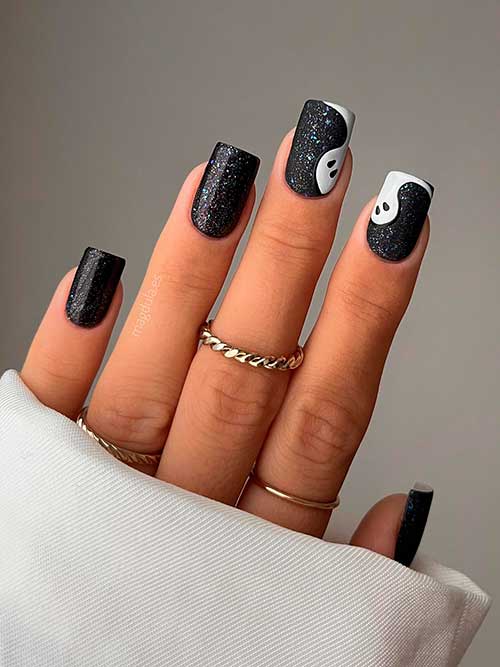 ManicureCute's tweet photo. Shimmer Black Nails with Ghost Nail Art👻
Tap for more ✅ https://t.co/qZRO2aRS1H  
@ManicureCute 
#halloweennails #ghostnails #ghostfacenails #halloweennailsdesign #halloweennailsart #unhas #nail #nails #nailart https://t.co/bjZJQuqgZp