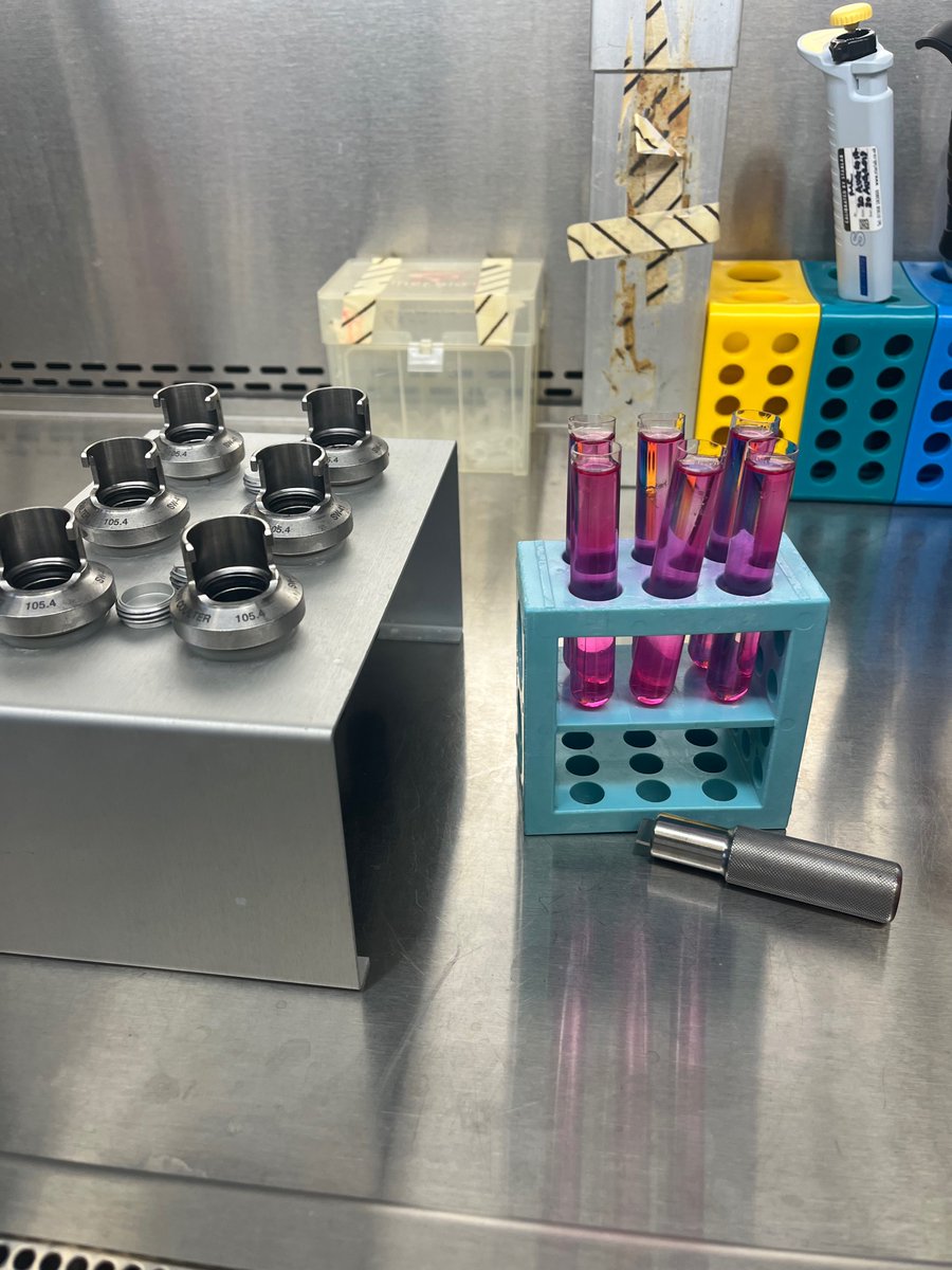 AmyByrne14's tweet photo. After ALOT of optimisation to get consistent levels of #EVs from my #DensityGradient is so rewarding ❤️ #PhD #scientist #extraceullularvesicles https://t.co/JwERt0UEDJ