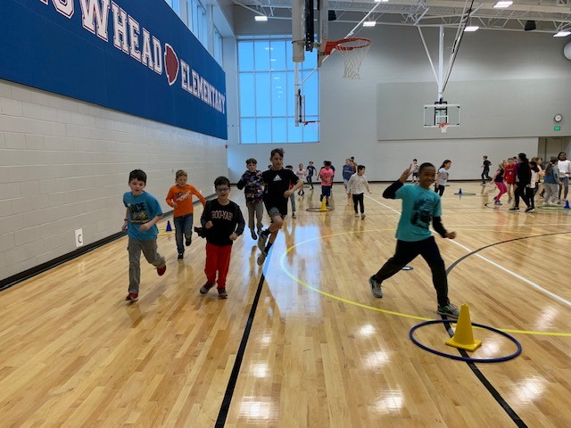DrAaronRoberts1's tweet photo. Our grade 4 students are loving our new gym with Miss Sherman, Mr. Horn, and Ms. Bahnatka. @Methacton  @methactoneleHPE https://t.co/n3Hrwz6SDT