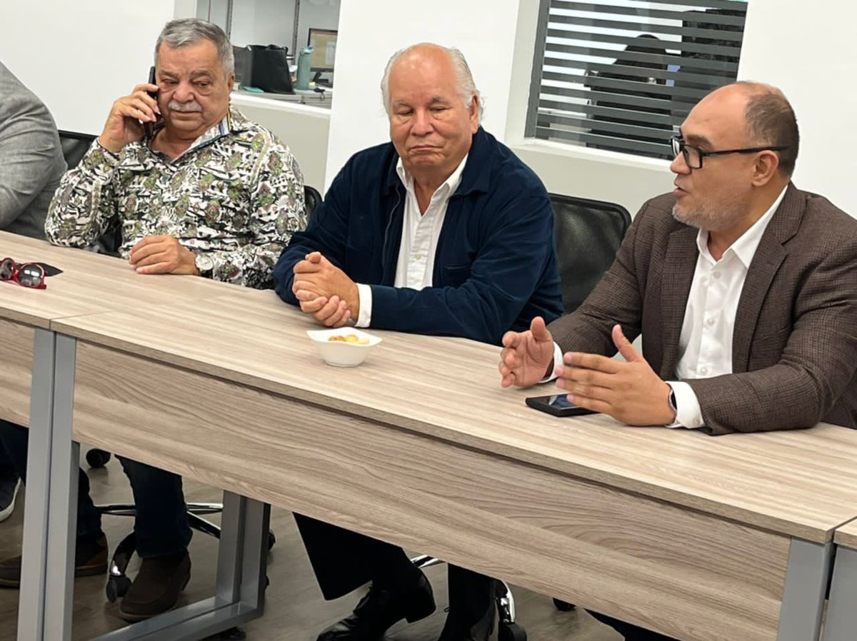fedeindustria's tweet photo. Desde Fedeindustria aportamos a la construcción de la Venezuela Potencia. ¡Estamos comprometidos con lo hecho en Venezuela! https://t.co/2BmyyktGGl
