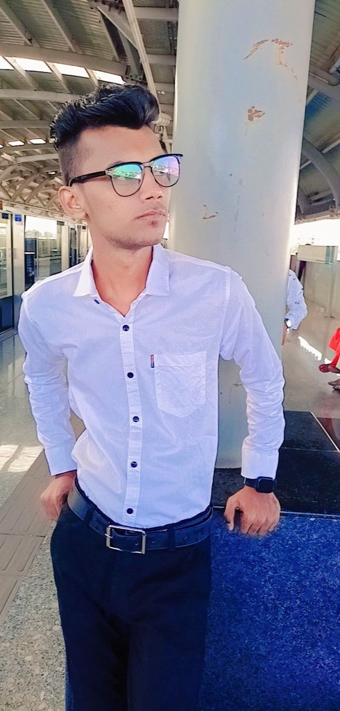 karan78199900's tweet image. People are like 'MuSic' some say the 'TrUth' and rest, just noise. 😎
.
.
.
#trendingphoto #trendingpose #phtooftheday #photoeditor #photographyposes #photographylovers #photographyeveryday #photojournalism #editingpost #editingskills #phtographyislife #boysphotography