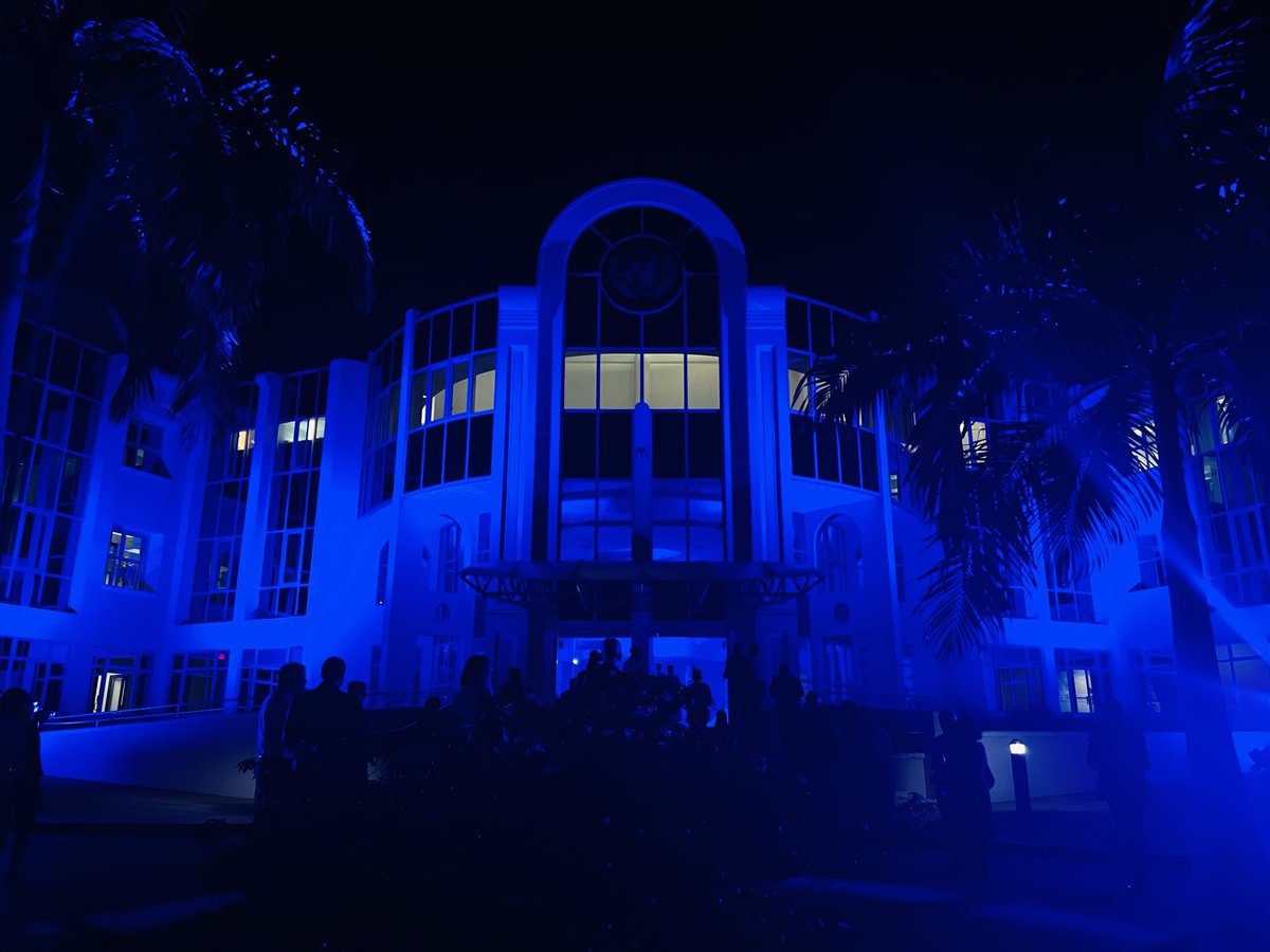 UNBdosandOECS's tweet photo. Last night, friends and family of the United Nations 🇺🇳gathered to celebrate 77 years of serving the region. At the official UN Day Lighting Ceremony in Barbados, partners toasted to the ambition of #TheGoals, and recommitted to #LeaveNoOneBehind. https://t.co/ocLDtHWXu6