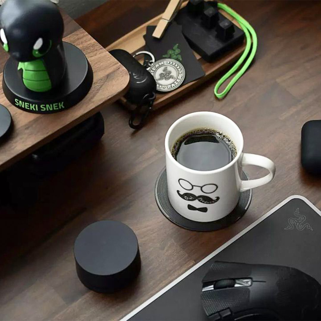 RazerLatino's tweet photo. Que el café de cada mañana se vea asi de pro no tiene precio💚🐍
.
(📸 by: @ mimisakura08 IG)
.
#Razer #PCSetup #Coffee #Cafe #SnekiSnek #Work #RazerLatinoamerica #RazerSetup https://t.co/Trl35Bw2H7