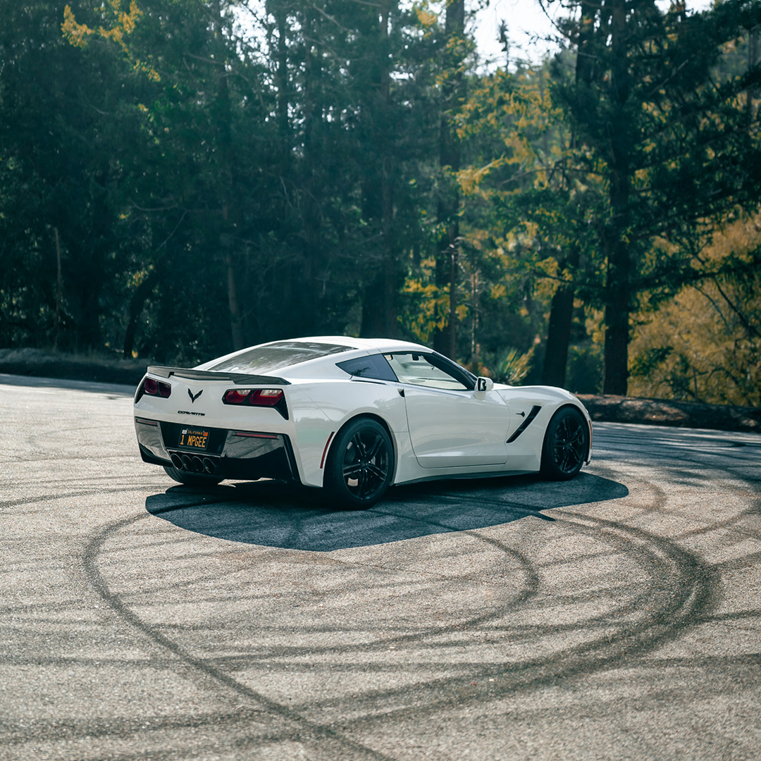We don't mind. No need to cover any tracks of the #CorvetteC7.​
🏎 Instagram: @ 1mpgee​
📸 Instagram: @ vizuals.png​
#Chevrolet #Corvette #supercar ​#carswithoutlimit #cargram