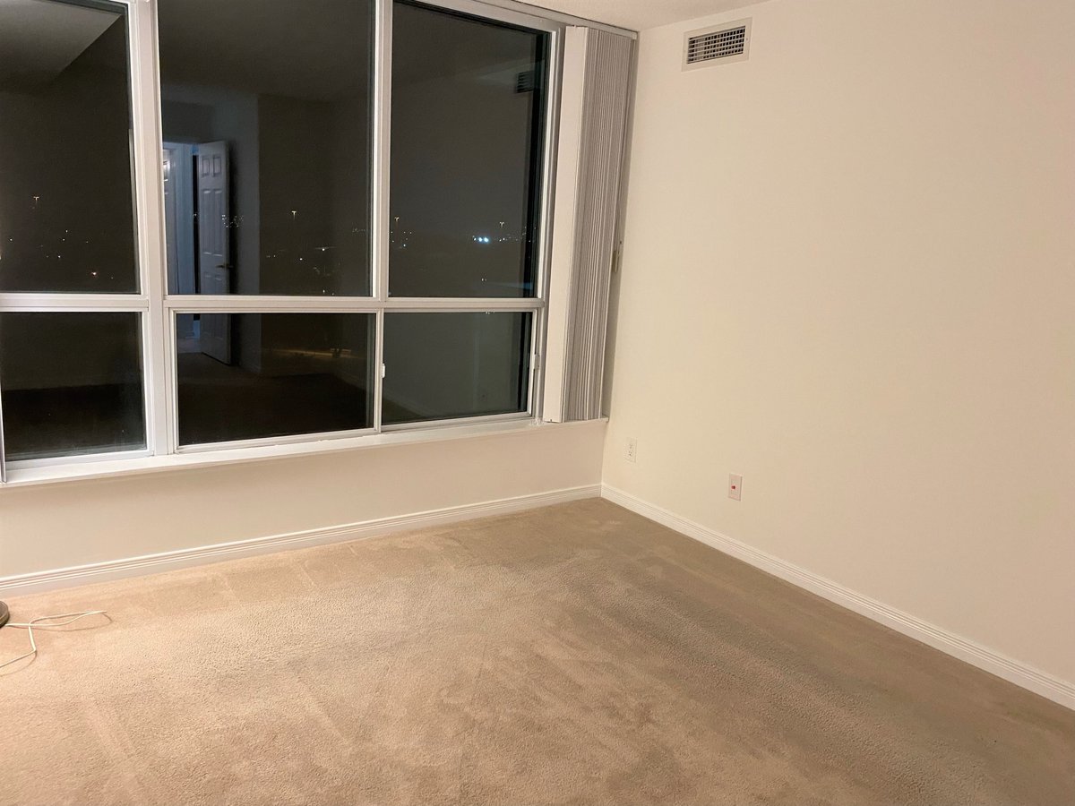 lyndacowan's tweet photo. 🍂 #FORSALE 4850 Glen Erin Dr #1007, #Mississauga $684,900 🍂 #CentralErinMills #Gta #Realestate https://t.co/TqTzU4kzxS https://t.co/g9w0IVyFw9