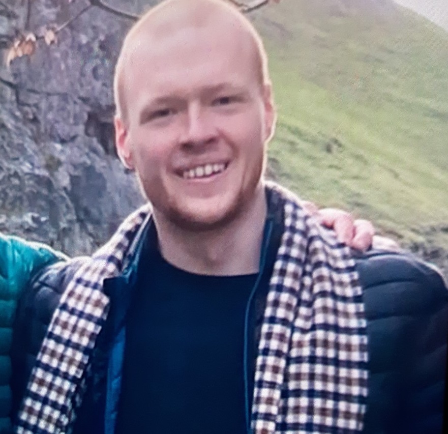 MISSING: Have you seen Jack? Officers in Rotherham are appealing for your help to find Jack. Jack, age 23, was last seen leaving an address on Ashbourne Way in the Waverley area at around 1pm today (25 October). Read more: flickr.com/gp/southyorksh…