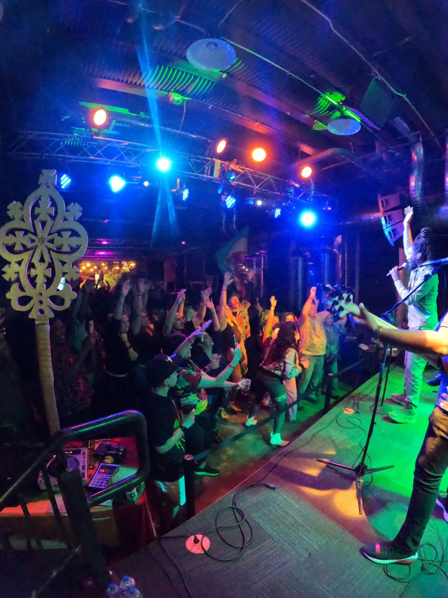 If i dont stand up for something
They make me fall down for nothing
If i dont speak up for something
They take my freedom for nothing
#StandUp