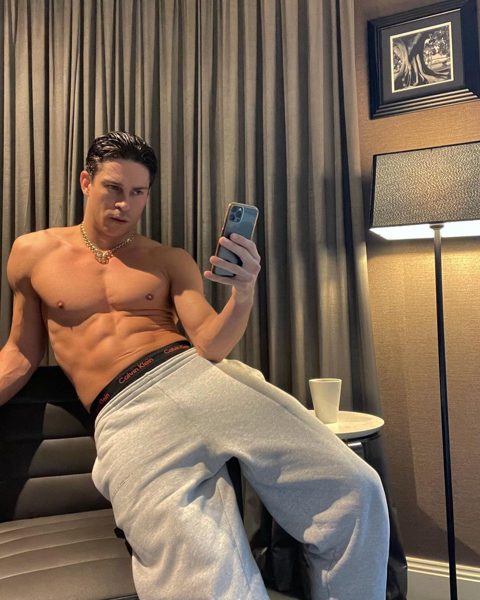 boohoo's tweet photo. The couple we didn't know we needed until now 😱💘 Maura Higgins and Joey Essex were spotted kissing after last nights Pride of Britain awards 💋 https://t.co/ED1JC2JOyK