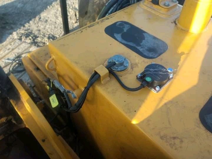 BlueInventions's tweet image. Fuel Monitoring is very important for your Fleet dependent Business. Save Fuel Costs by 99.8% with our Fuel Monitoring System 
blueinventionstech.com