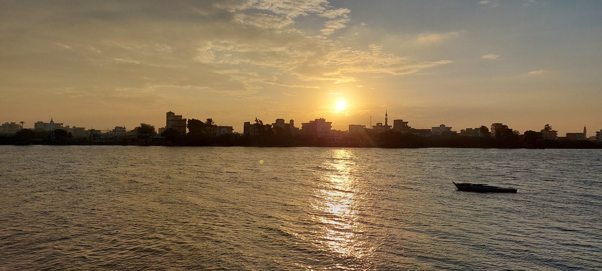 Noha78700210's tweet photo. ☀️ https://t.co/FnHiv1Wyjn