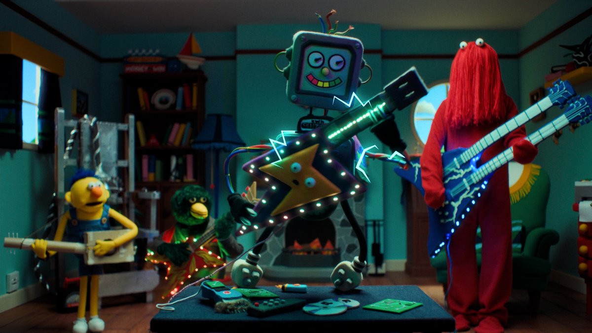 Channel4's tweet image. Just some random shots from Don't Hug Me I'm Scared. Watch all six episodes on All 4 here: bit.ly/3UDFK7T #DHMIS