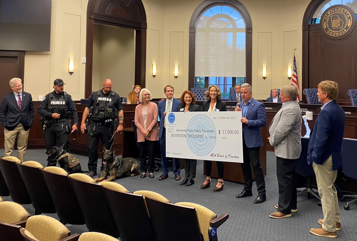 ChiefRobison's tweet photo. Last night at our @alpharettagov council meeting, the @ABA4Alpharetta presented a check for $17,000 to the @AlpharettaDPS Foundation to help pay for a new K-9. We are so grateful for their generosity!
#partnership 
#qualityoflifejob1 https://t.co/RYYhspEbyH