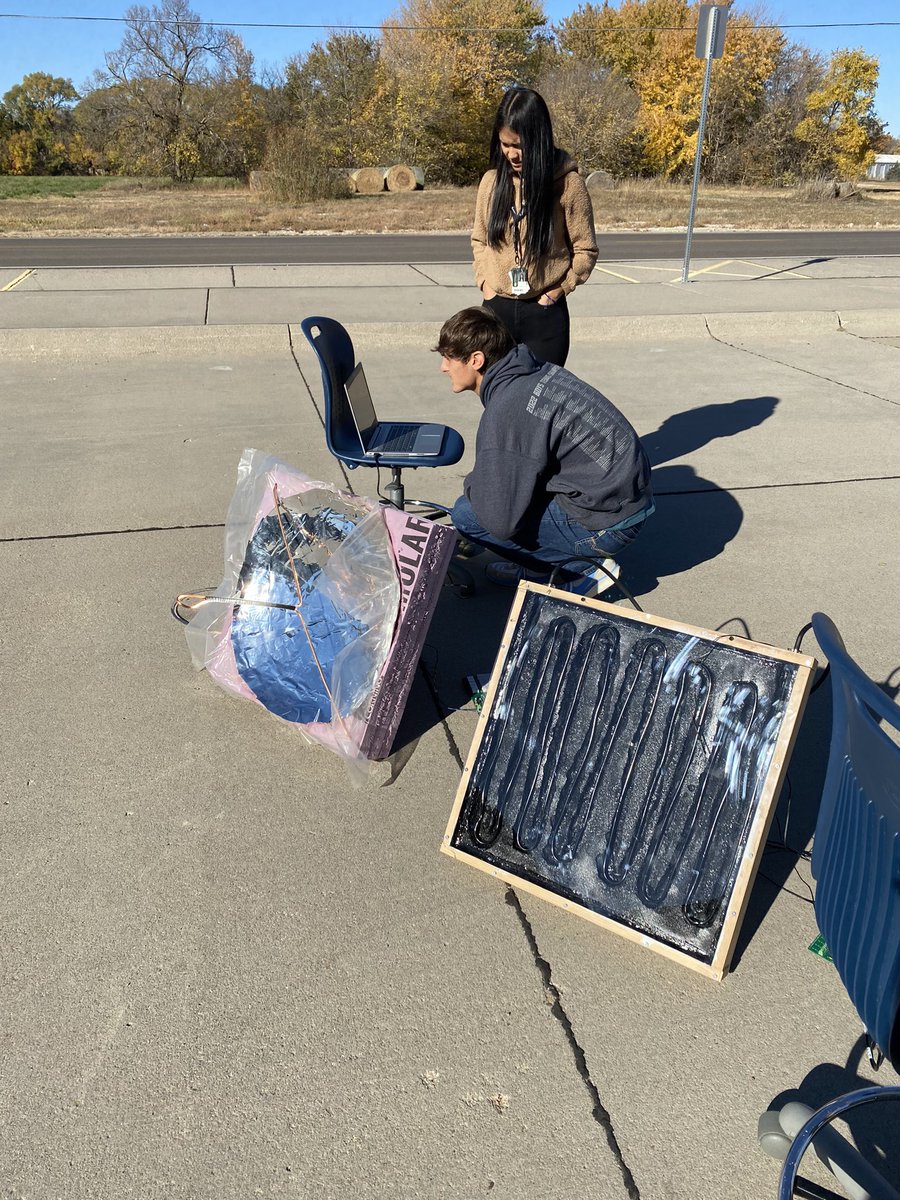 Here’s some great work on some solar water heaters. Alex and Esbydi are testing how their water heater functions. Later, they will make changes to it. <a href="/GIPublicSchools/">GIPS</a> <a href="/GISH_AoET/">Academy of Engineering & Technology</a> #boldyGIPS