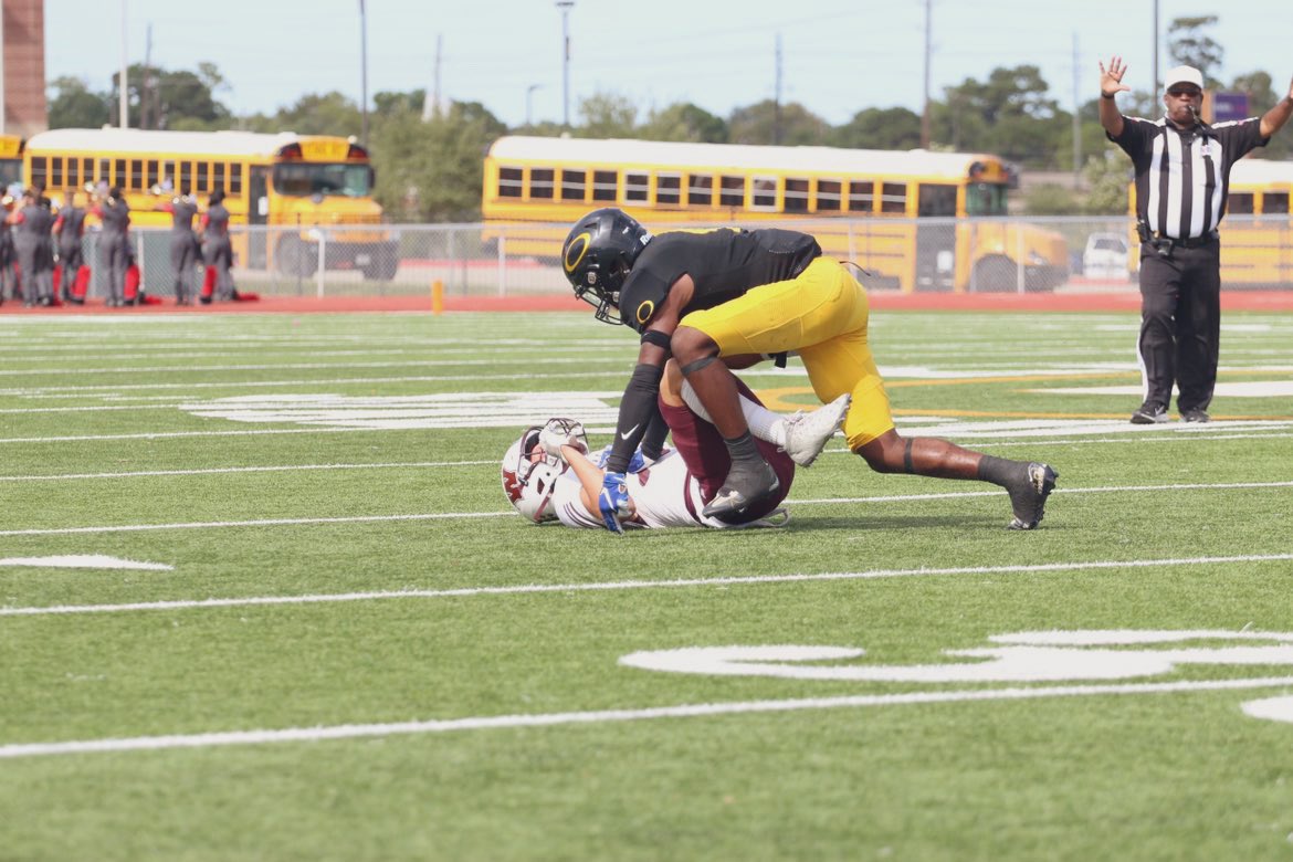 Mckinleywilson_'s tweet photo. Man on a mission.. #4Hunting @KLEINOAKFB @CoachCMILLS @BHoward_11 @CKennedy247 @NextLevelD1 @MrTower_ https://t.co/fBdlMkPdpv