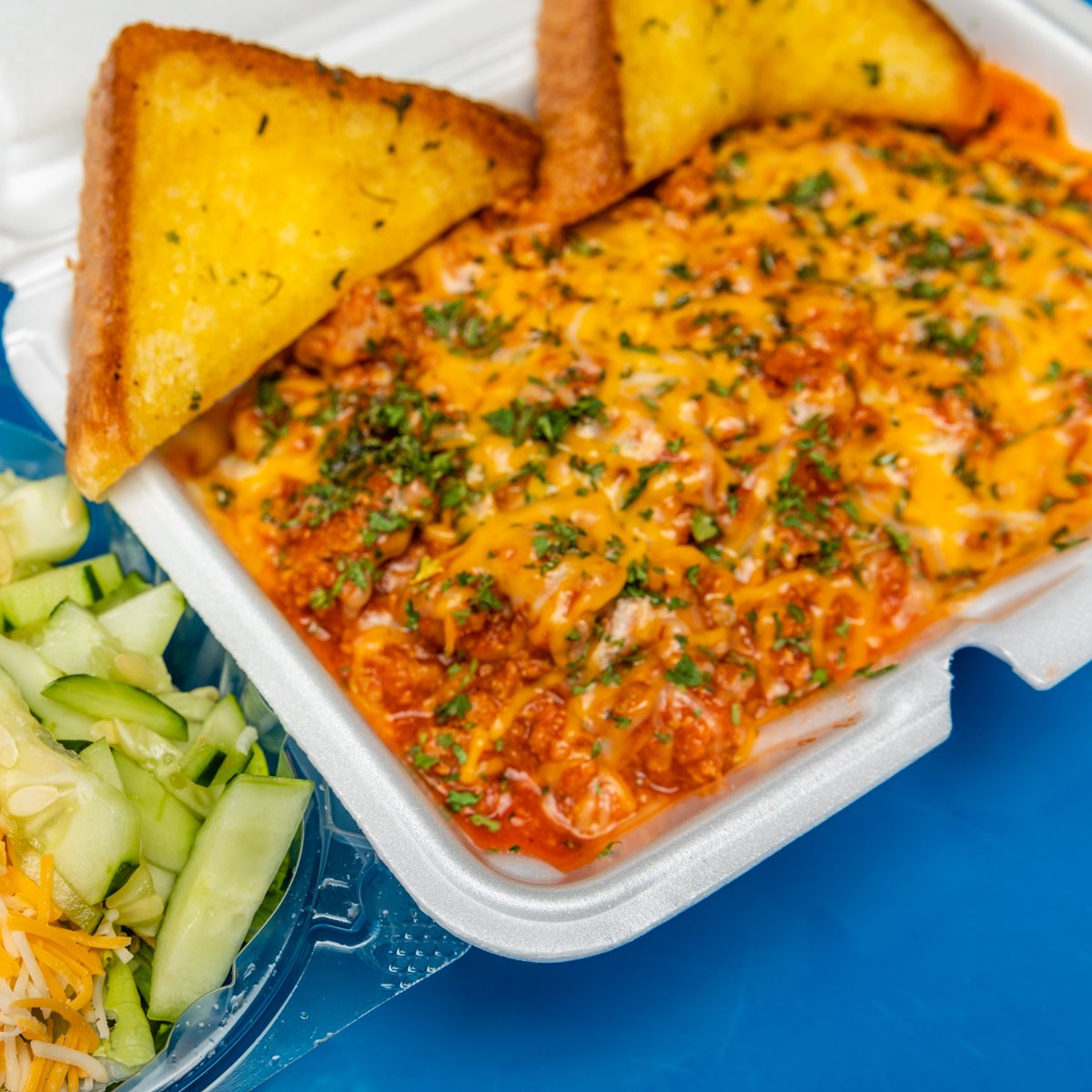 KelzKitchenATL's tweet photo. The weather is finally cooling off! It’s the perfect time to warm yourself up with a tasty plate of our famous turkey spaghetti. #KelzKitchen #Atlanta #downtown #ATLFoodie #ATLEats #GoodEats #swats https://t.co/lHeqDd9im1