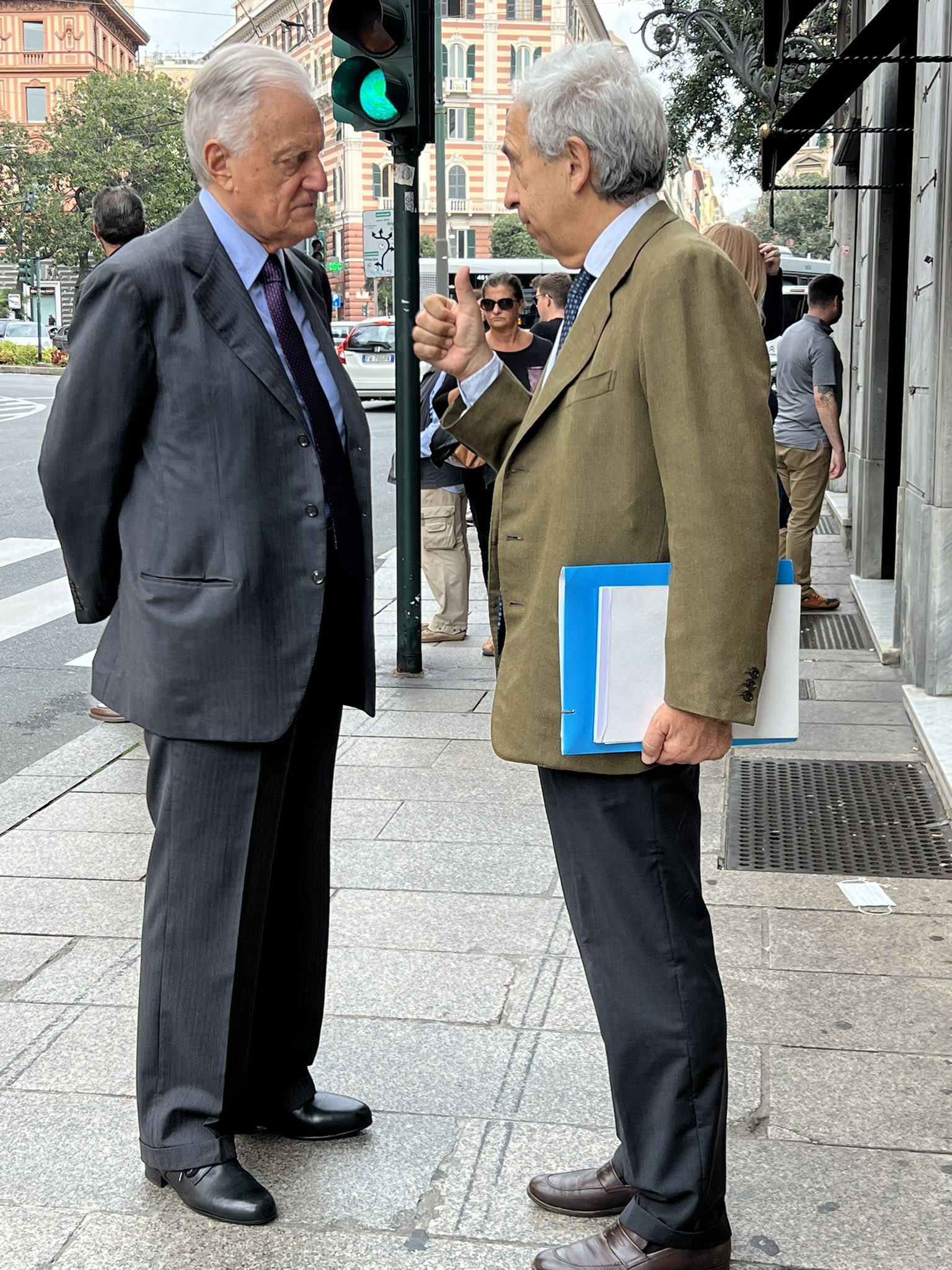 Alan on Twitter "Random well dressed older Italian guys on Via