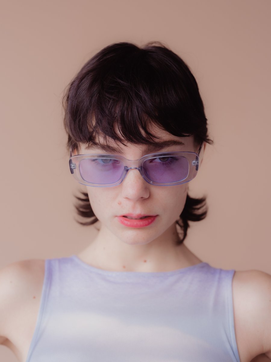 VSCO (@vsco) on Twitter photo Create portraits that glow — tell a story through your light source or experiment with your editing.
Share your perspective in our newest Challenge to be featured in the upcoming #VSCOSessions - vs.co/Jg7o/glowyport…
Images by nwabisasn & @trmpendleton. #VSCO Create portraits that glow — tell a story through your light source or experiment with your editing.
Share your perspective in our newest Challenge to be featured in the upcoming #VSCOSessions - vs.co/Jg7o/glowyport…
Images by nwabisasn & @trmpendleton. #VSCO