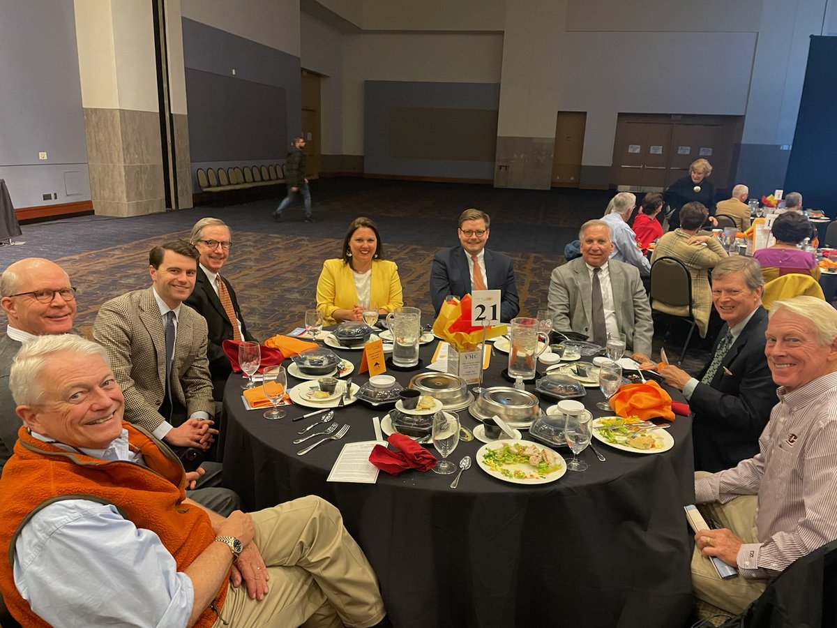 KramerRayson's tweet photo. We had a wonderful time last week at @VolunteerMinist's Carry the Torch luncheon! #KramerRayson https://t.co/r3wVrY8KVF