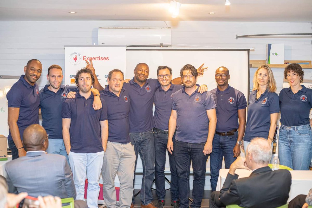 📢La <a href="/FrenchTechAbj/">FRENCH TECH ABIDJAN</a> a organisé ce lundi 24 octobre son Assemblée Générale et est heureuse d'annoncer l'élection de son nouveau Président : <a href="/Pakouciv/">Patrick KOUASSI</a>, Directeur Général de Smile Côte d'Ivoire. 
Une nouvelle page se tourne et l'aventure #FrenchTech continue #Ensemble🚀 vers la V3 !