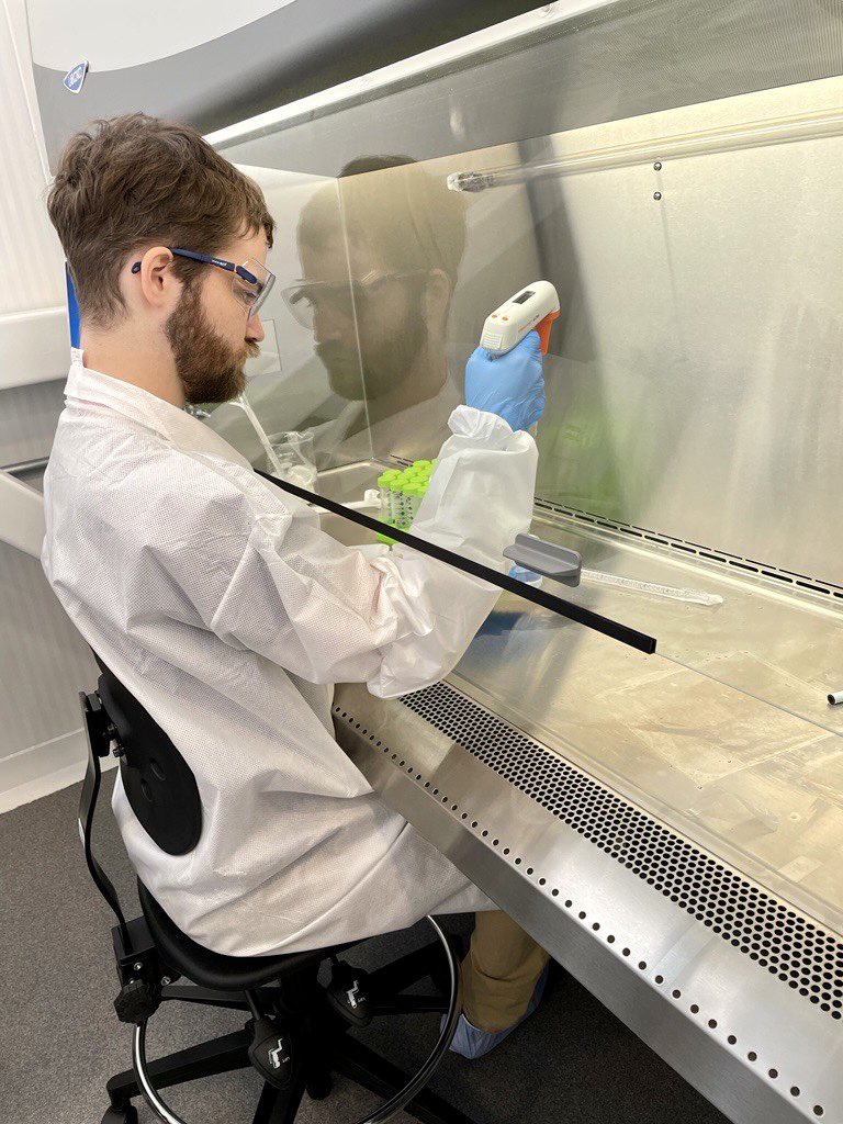 CastlCanada's tweet photo. The CanPRIME students are in the lab! Today, they are perfecting aseptic techniques under BSC and cell expansion. #biomanufacturing #behindthescenes https://t.co/kMxv7uDxJF
