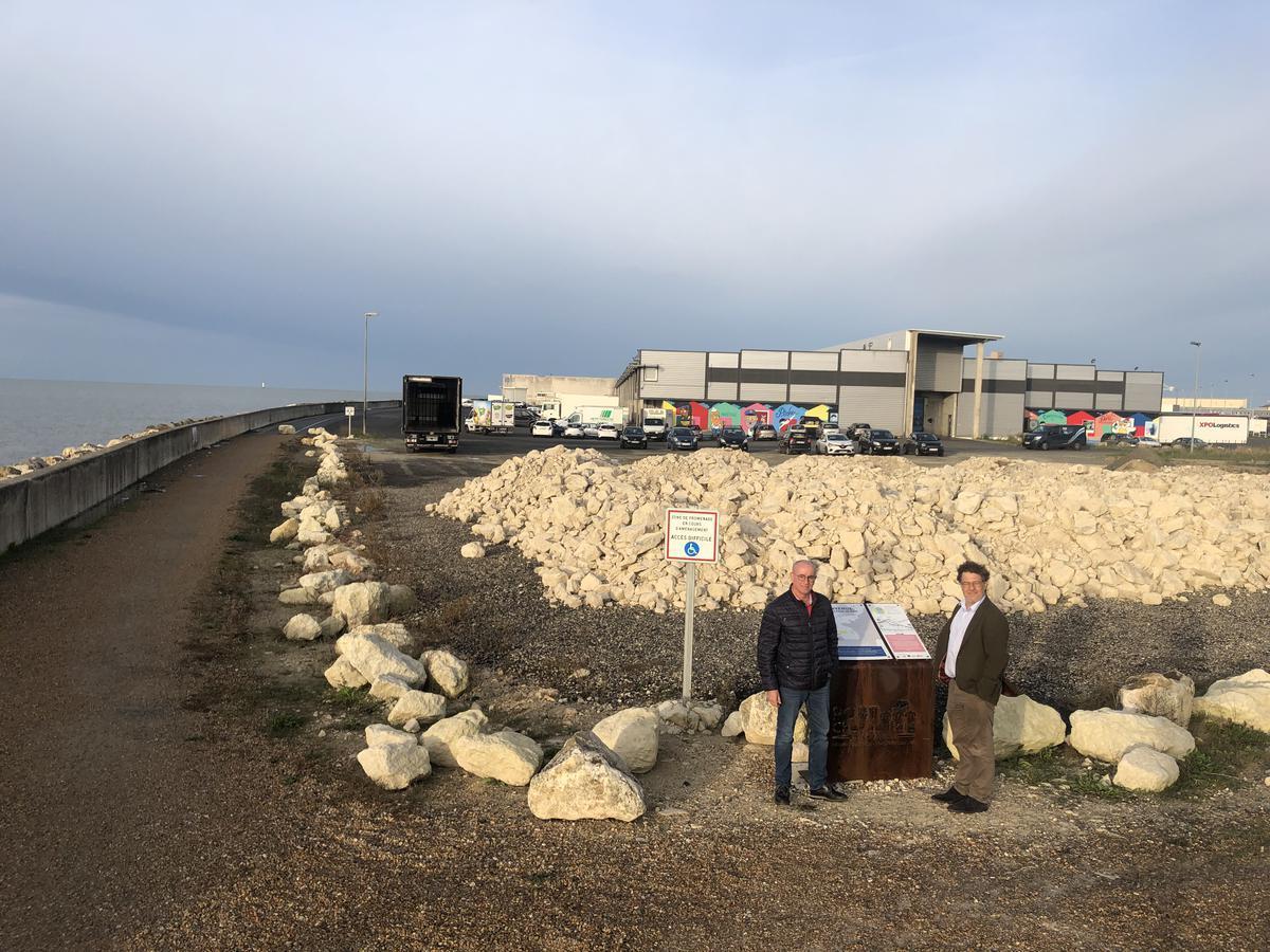 SO_LaRochelle's tweet image. La Rochelle : « une guinguette de la mer au port de pêche, ça a du sens ! » sudouest.fr/environnement/…