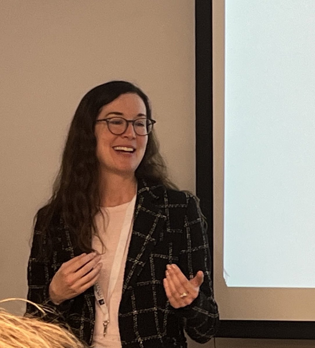 @CWRUsociology (@cwrusociology) on Twitter photo @DrMeredithO with the <a href="/LifeCourseAU/">LifeCourse - A Melbourne Children's Initiative</a> discussing her work on socioeconomic inequalities during COVID-19 @SLLShome #SLLS2022 <a href="/CWRUartsci/">CWRU art|sci</a> @DrMeredithO with the <a href="/LifeCourseAU/">LifeCourse - A Melbourne Children's Initiative</a> discussing her work on socioeconomic inequalities during COVID-19 @SLLShome #SLLS2022 <a href="/CWRUartsci/">CWRU art|sci</a>
