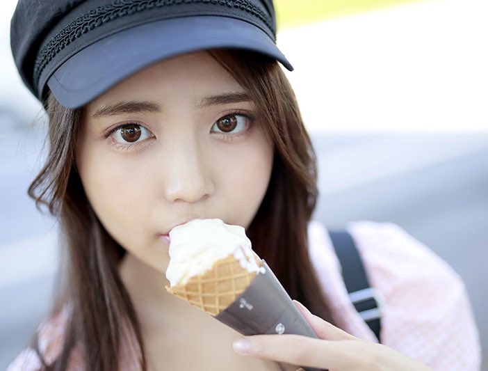 dosucoi46's tweet photo. 【朗報】
2022年デビューのAV女優さん、顔面レベル無双モード突入。 https://t.co/rxvnEa9rn1