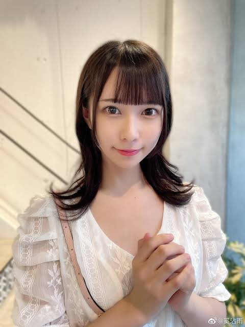 dosucoi46's tweet photo. 【朗報】
2022年デビューのAV女優さん、顔面レベル無双モード突入。 https://t.co/rxvnEa9rn1
