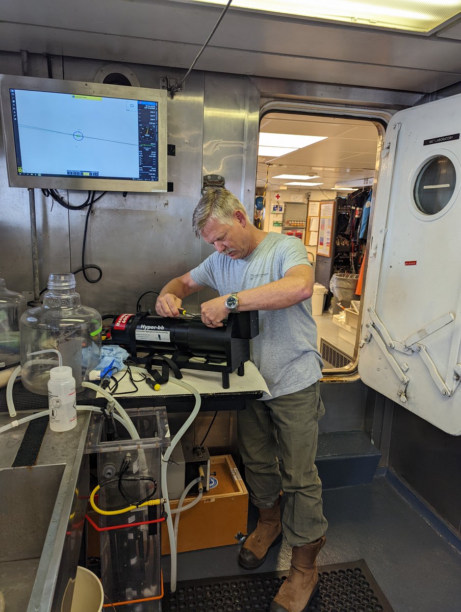 sequoiasci's tweet image. Sequoia recently asked scientists @cathmmit &amp;amp; David Drapeau at the @BigelowLab to describe how they are using the Hyper-bb on their studies of volcanic ash &amp;amp; phytoplankton growth. Read the Answers here! bit.ly/3KFqWRG   

#LISST #BigelowLab #OceanOptics #OceanSciences