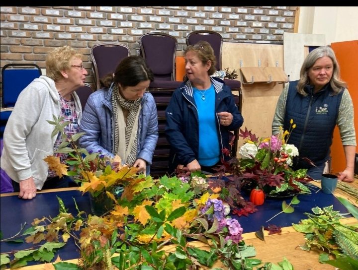BonniconlonICA's tweet photo. Thank you Martina from Nature Inspires for a very enjoyable evening creating seasonal floral arrangements. https://t.co/u0bwsHLHC4
