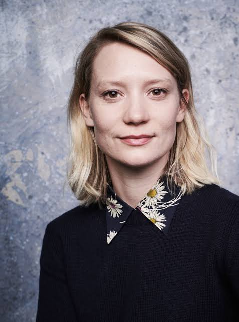 Happy birthday Mia Wasikowska. My favorite film with Wasikowska is Bergman Island. 