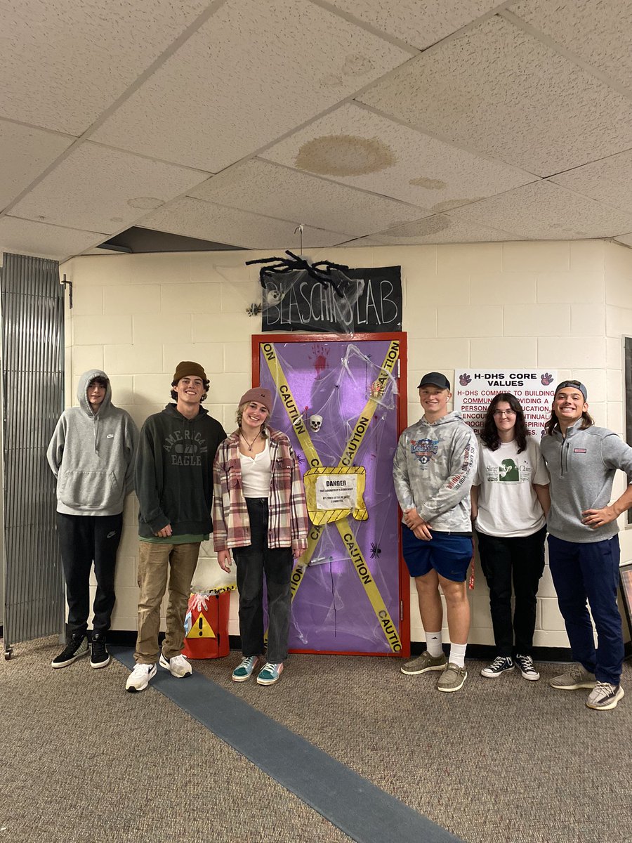 HDHSmediacenter's tweet photo. Mrs. Blaschik’s Advisory #hdhspride https://t.co/78K905b32K