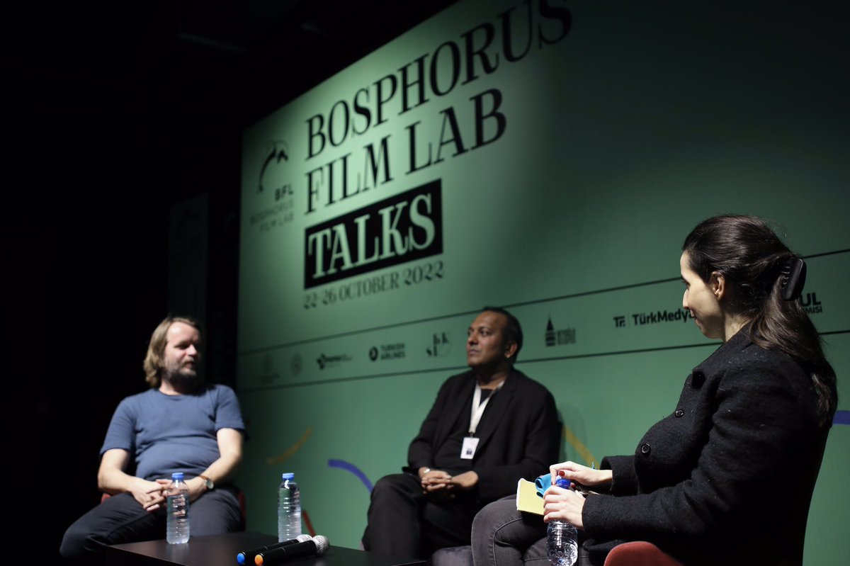 BosphorusLab's tweet photo. Summer Film School Uherské Hradiště'de Program Direktörü Jan Jilek ve Sidney Film Festivali'nin Direktörü Nashen Moodley'in bir araya geldiği “Festival Chasing: Who is After Who Exactly?” paneli BFL direktörümüz Selin Karlı moderatörlüğünde gerçekleşti.

#BFL2022🐬 #BFF2022🐬 https://t.co/NaF4zKAkJI