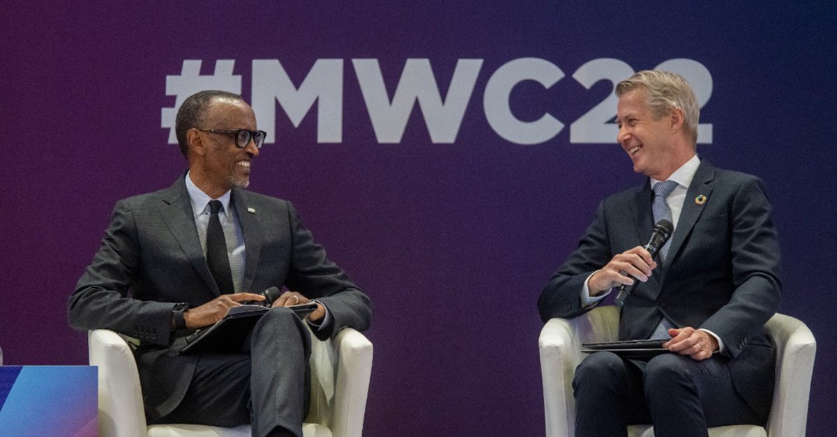 MWCHub's tweet photo. The GSMA’s first in-person MWC Africa opened its doors today in #Kigali, Rwanda with a fireside chat between H.E. @PaulKagame, the President of the Republic of Rwanda &amp; @MatsGranryd, DG, @GSMA.

Read our latest press release 👉 https://t.co/icKfj2fWvr #MWC22 @UrugwiroVillage https://t.co/ttskildaMU
