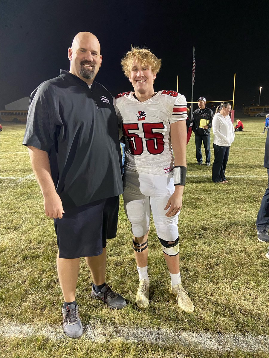 CoachHotz56's tweet photo. Respect=a feeling of deep admiration for someone or something elicited by their abilities, qualities, or achievements. I will miss these 2 seniors, but the 3 coming back, along with a few other young bucks will pave the way next year! #loveyoufellas #luckycoach @LisbonLionFB https://t.co/2v7J7vfSeB