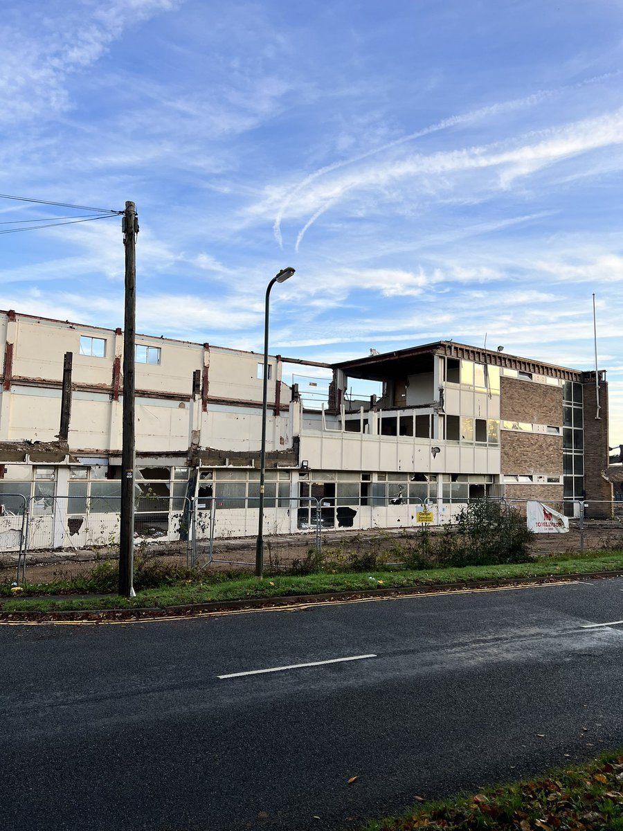 theoldbuilding on Twitter "The removal of Modernism from Stamford