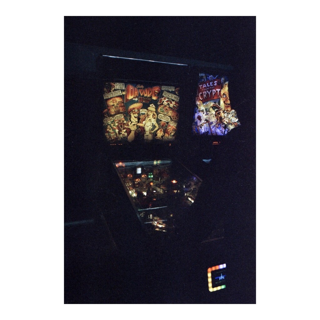 just_frank_stuf's tweet photo. Pinball at a drinking arcade. Dr. Dude
Shot on Fuji Superia 400 film using a Pentax k1000 SE
Developed by @spiffyphotography
#fujiFilm #Superia400 #35mmFilm #FilmPhotography #pentaxK1000se #FilmCamera #analogue #drDude #pinball #portlandOregon #arcade https://t.co/4VOZzohwyf https://t.co/dzWmn9EkLi