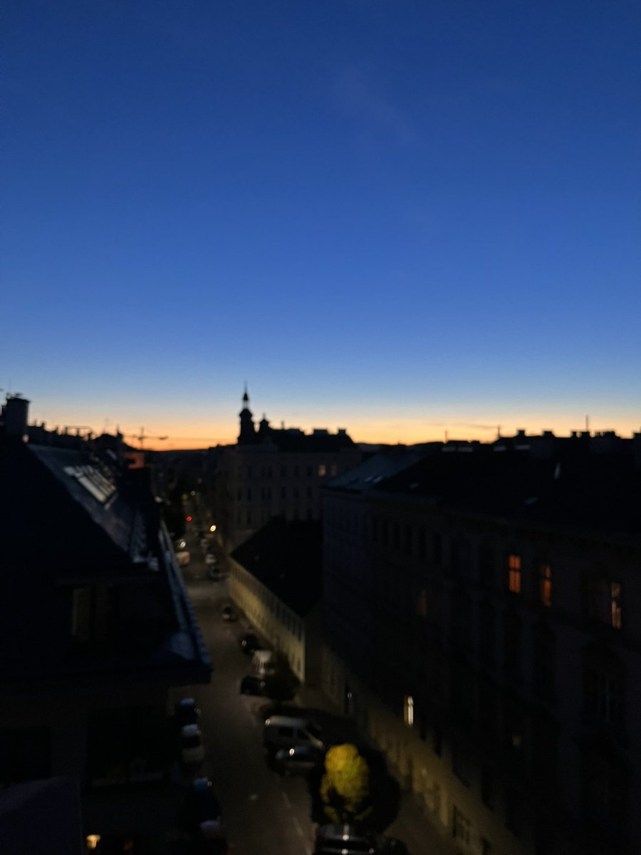 pachlerroman's tweet photo. ๐ฆ๐น๐#wienliebe๐๐ฆ๐น
๐ฆ๐น๐#Margareten๐๐ฆ๐น
๐ฆ๐น๐#Austria๐๐ฆ๐น
๐ฆ๐น๐ฅฐ#zusammenhalten๐ฅฐ๐ฆ๐น
๐ฆ๐น๐#รsterrech๐๐ฆ๐น๐#Wien๐๐ฆ๐น
๐๐ปโโ๏ธ #stayalive #bleibgesund
โผ๏ธโผ๏ธ๐๐ปโโ๏ธ#halteAnstand ๐คท๐ปโโ๏ธโผ๏ธโผ๏ธ https://t.co/H5CqJAwRci