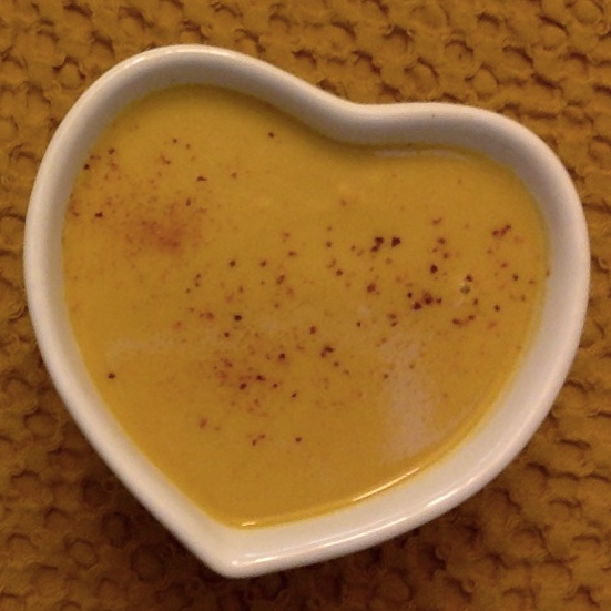 smidbeach's tweet photo. As an artistic (sometimes culinary) challenge for #Covidloss awareness, I've decided to post a yellow heart motif each Tuesday. It's my second time for FB & Insta, the 1st for Twitter. This is butternut squash w/ my favorite: TJ's Georgian Spice. #YellowHeartMemorial #AddYellow https://t.co/JosEx0Bfxz