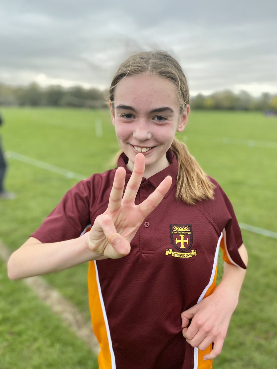 Just the two girls representing <a href="/strichardgwynba/">St Richard Gwyn</a> <a href="/strichardgwynpe/">St Richard Gwyn Health and Wellbeing</a> at the 2nd fixture for <a href="/CardValeSchAth/">Cardiff & the Vale of Glamorgan Schools’ Athletics</a> schools’ cross country. Poppy finished in an amazing 3rd place and Sophia finished 71st 👏🏻👏🏻👏🏻 proud of you girls ❤️💛