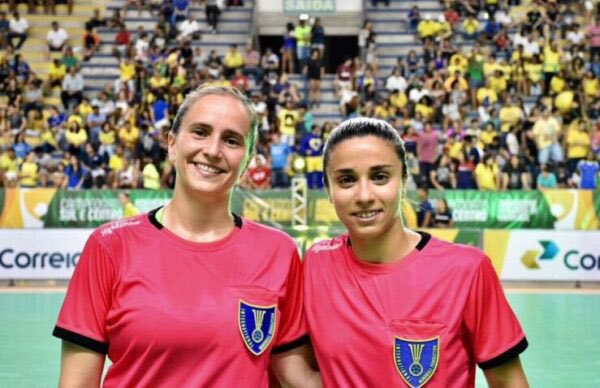 “Somos la primera pareja femenina no europea que va a pitar un mundial adulto masculino”

María Inés Paolantoni en Handball de Primera.

YouTube/SpotifyFacebook: handballdeprimera