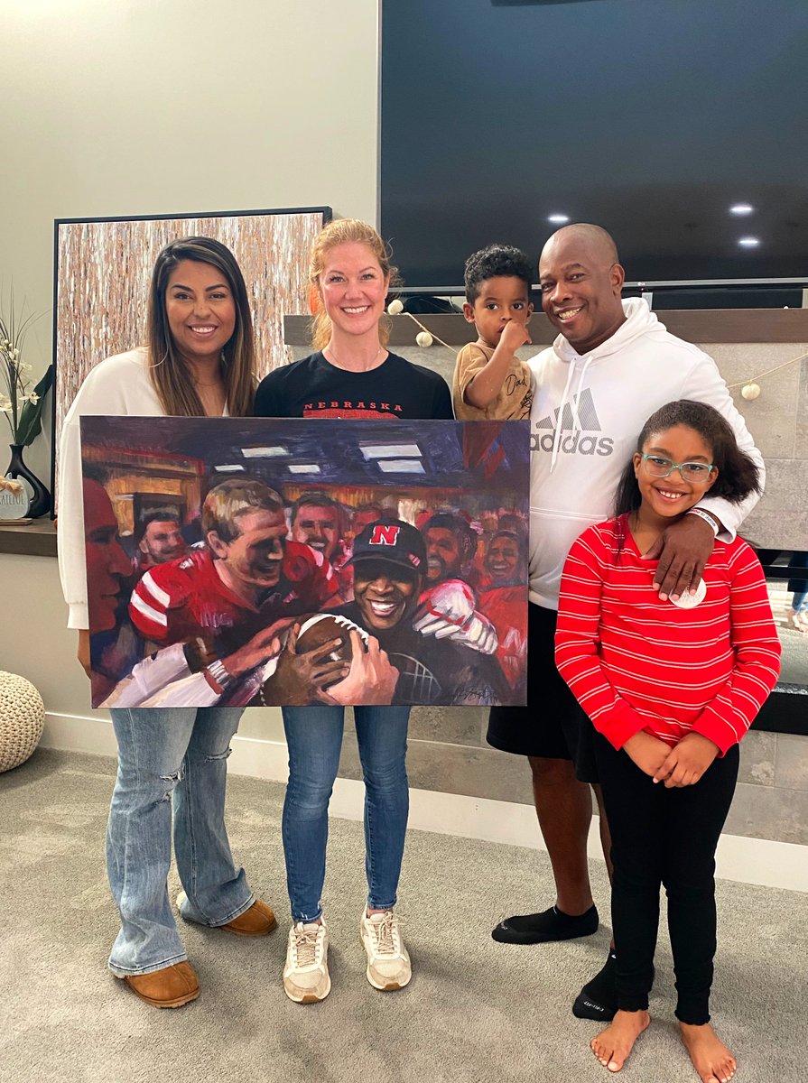 Aspitsnogle's tweet photo. Sunday morning, Mom, Dad, myself & Mickey’s wife @mrsjosaga surprised him with my painting. There is this feeling of what Nebraska should be with him. His wife and family are just as wonderful!
#GBR #MickeyJoseph #HuskerNation #HCMJ
Licensed Nebraska NIL prints available https://t.co/GofSqrsy0F
