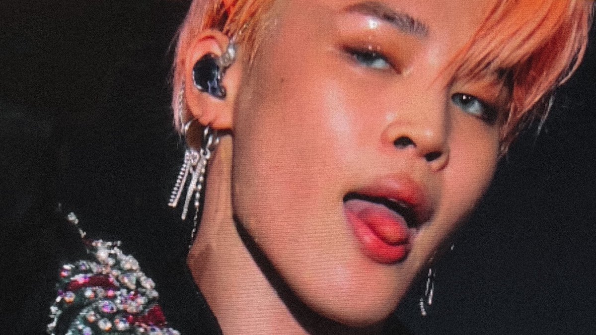 librafolders's tweet photo. — kitty gang jimin supremacy (2019). https://t.co/yWRS2FtWaM